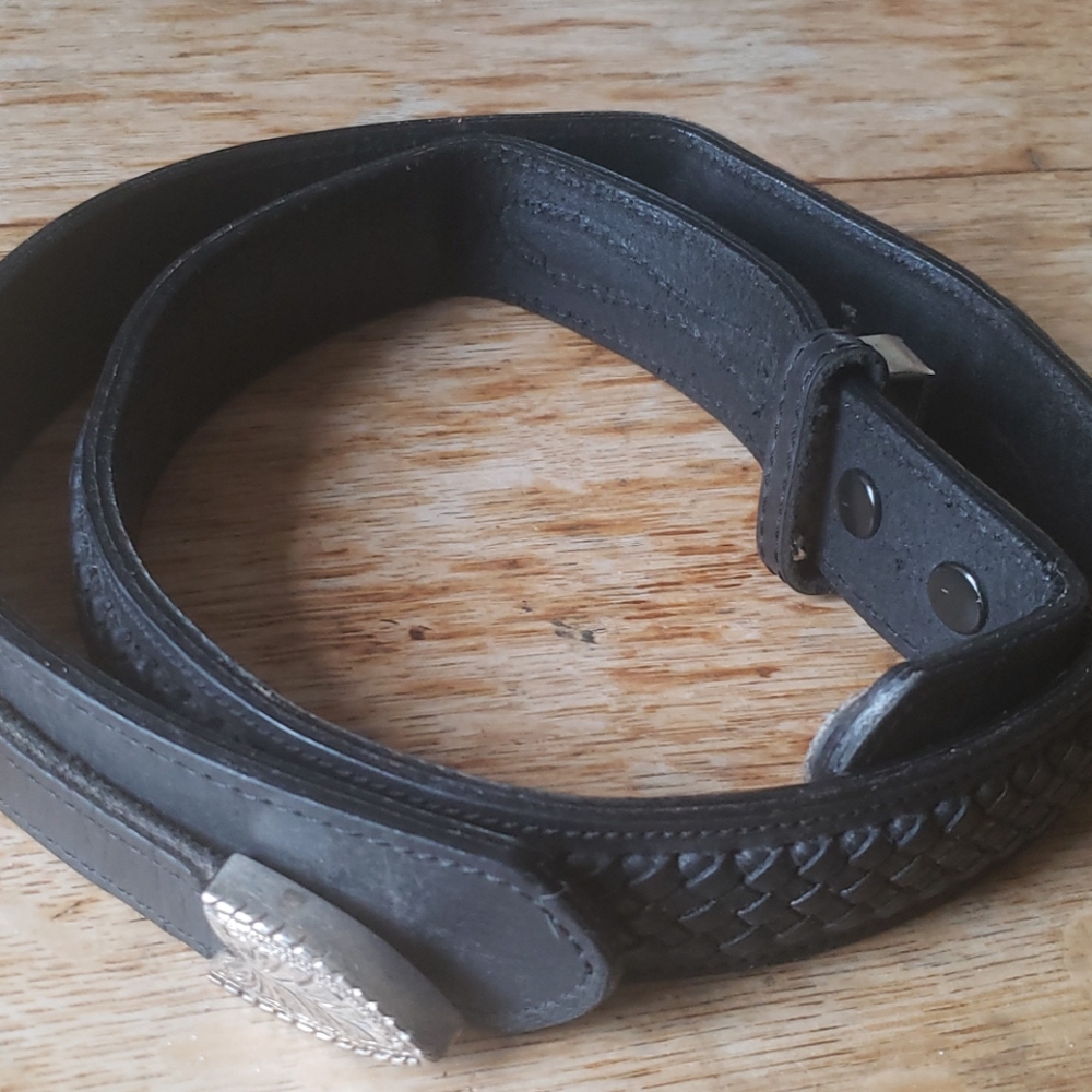 Leather western belt